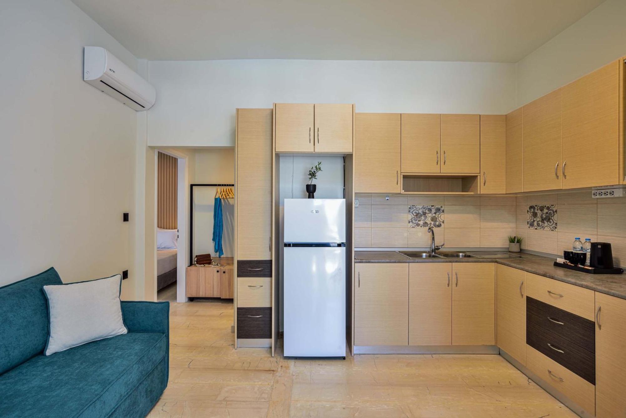 Eloque Simple Living Space Kato Daratso Luaran gambar